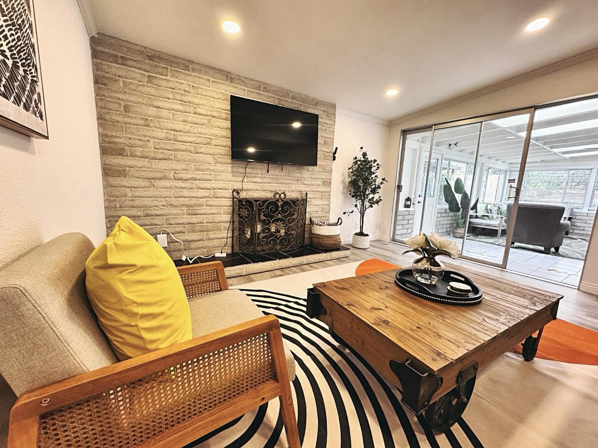Comfortable 2bed In Duplex With Private Sunroom * San Diego